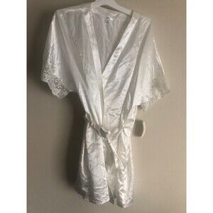 Flora by Flora Nikrooz women’s Robe sz L/XL NWT